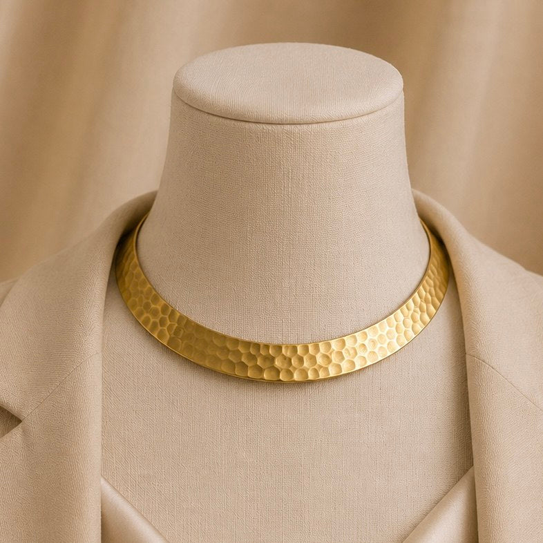 CLEOPATRA NECK RING